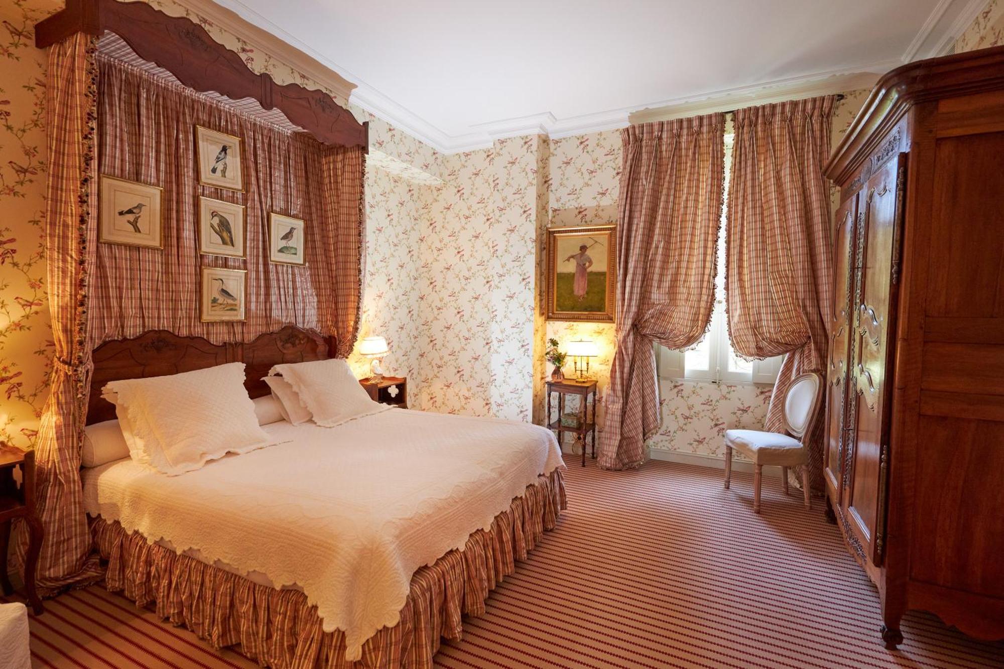 Chambre D'Hotes Chateau Gigognan Sorgues Exterior photo